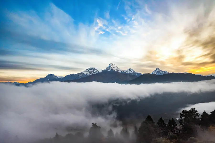 Himalayan peaks above the clouds